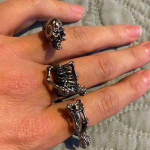 Skeleton knuckle ring